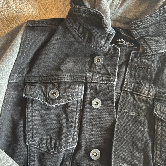 Denim hoodie jacket with sweatshirt sleeves in black and gray - Picture 2 of 10